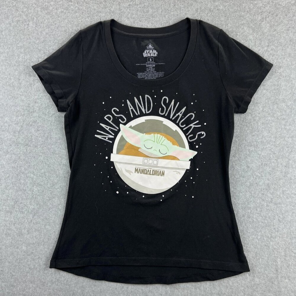 Disney Star Wars T-Shirt S NWT Mandalorian Baby Yoda Naps Snacks Lounge Black